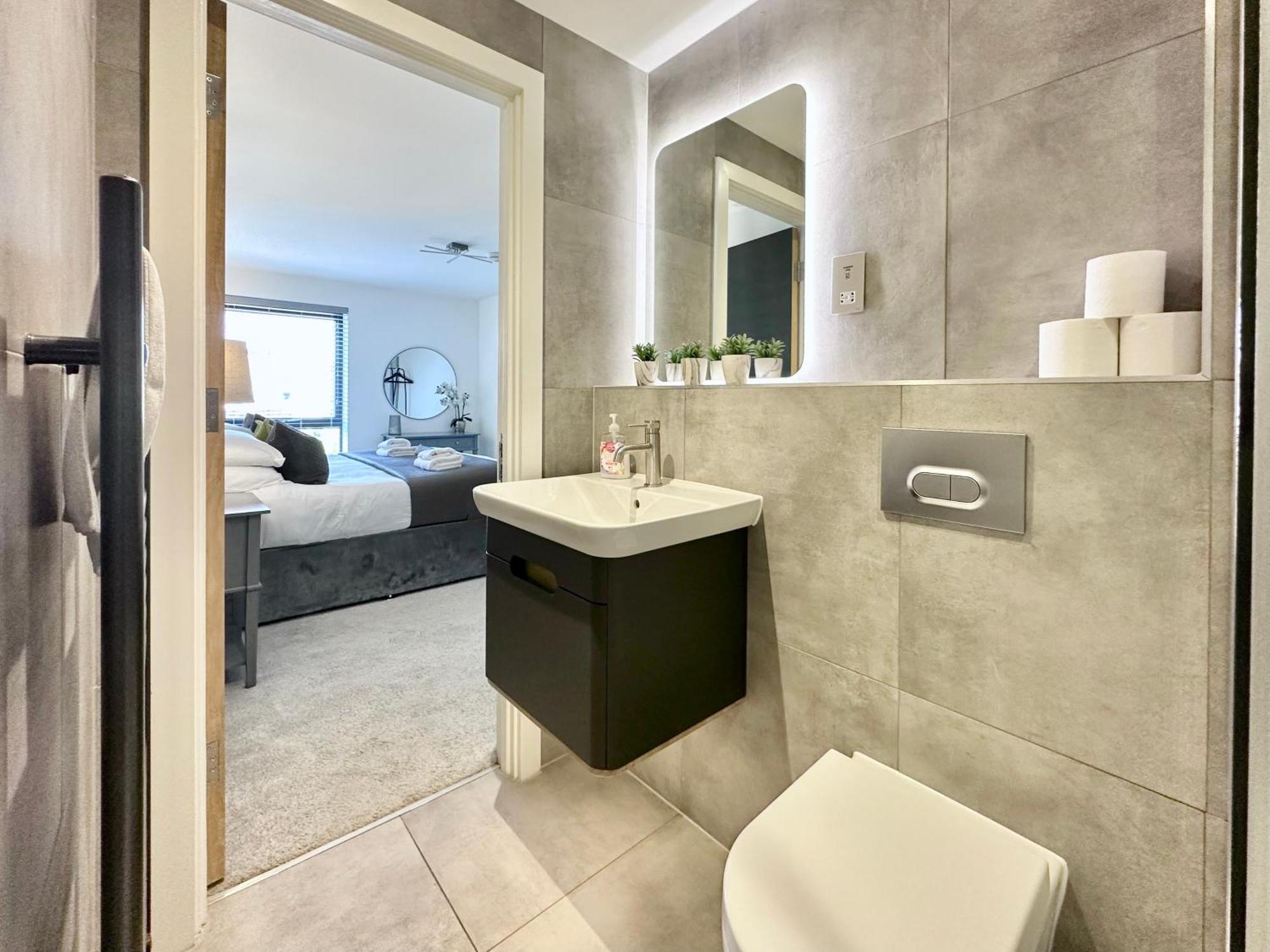 Icona Luxury Apartment With Minster Views & Allocated Parking York Kültér fotó